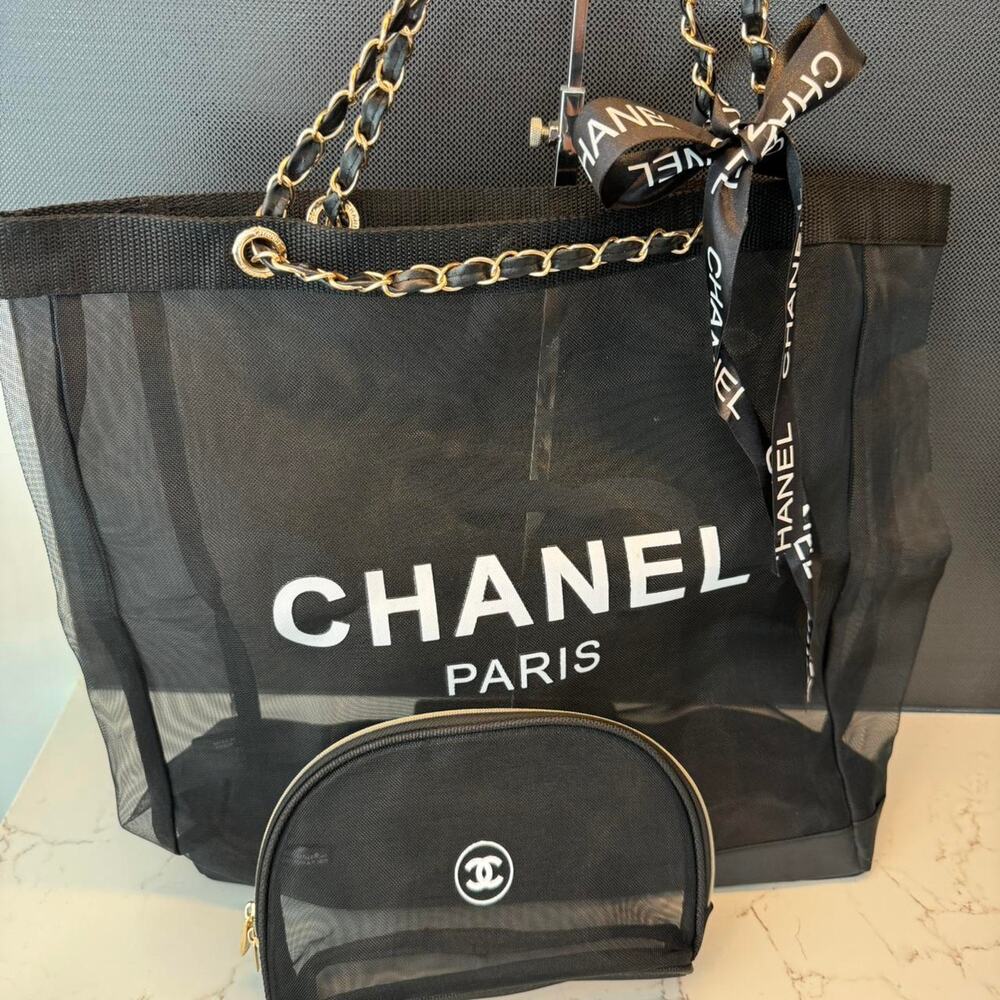 CC CHANEL BEAUTY CHAIN TOTE BUNDLE MAKEUP BEACH TRAVEL BAG PURSE